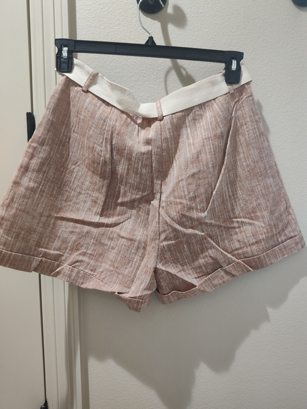 easel Pink Tan High-Rise Pleated Linen-Blend Shorts with Cream Belt - Picture 3 of 4